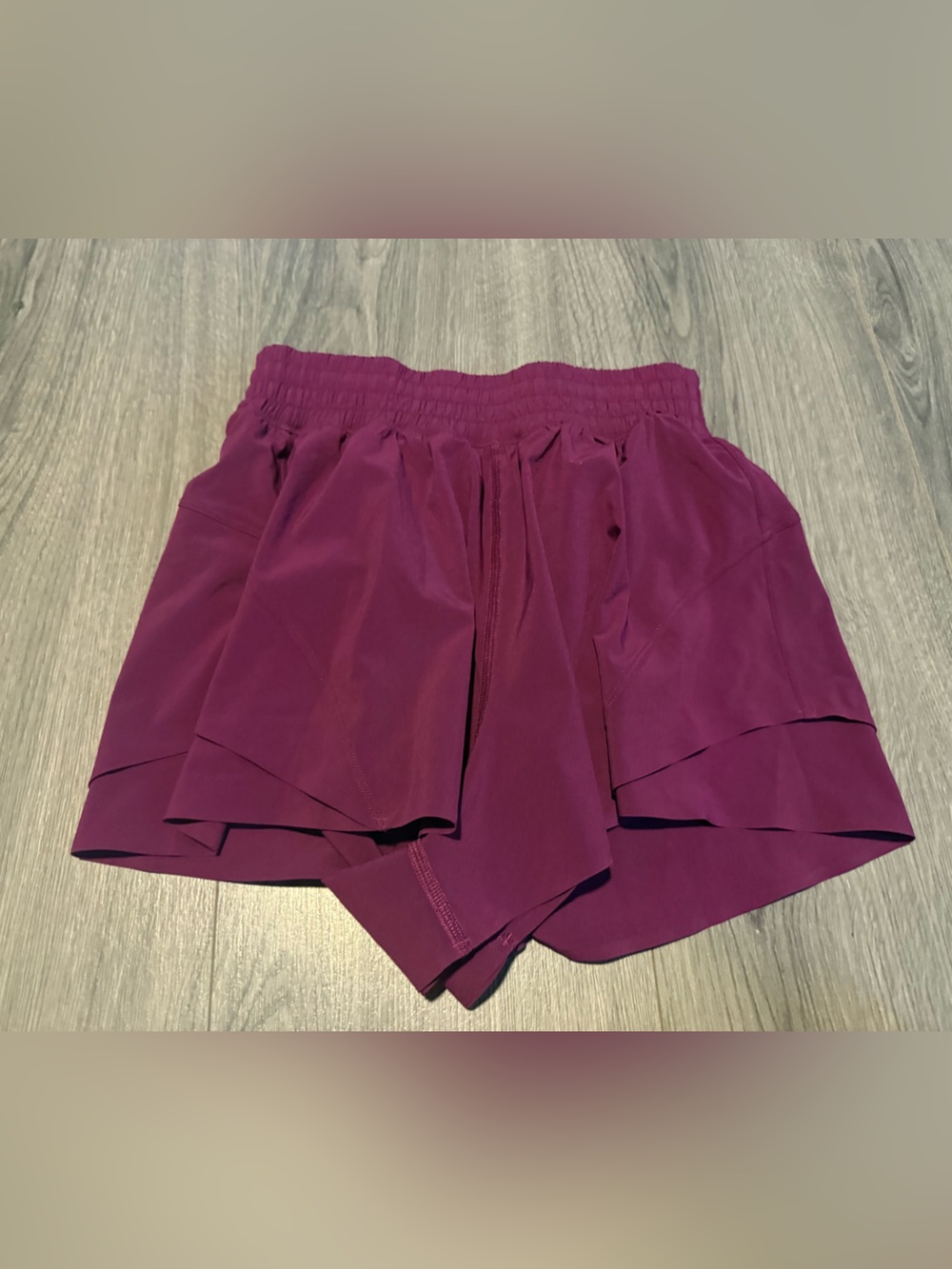lululemon athletica Chilled Grape Shake It Out High-Rise Running Short 2.5”